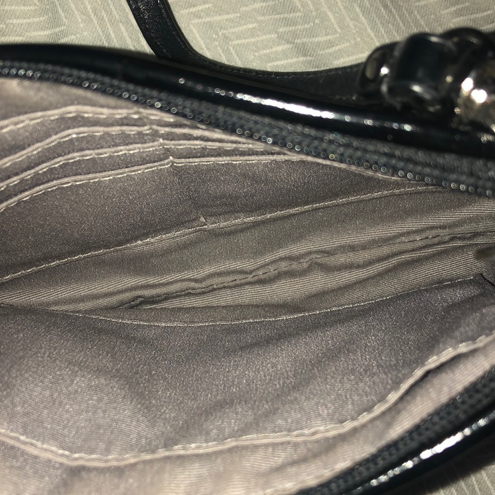 Authentic Coach wristlet - Picture 3 of 6